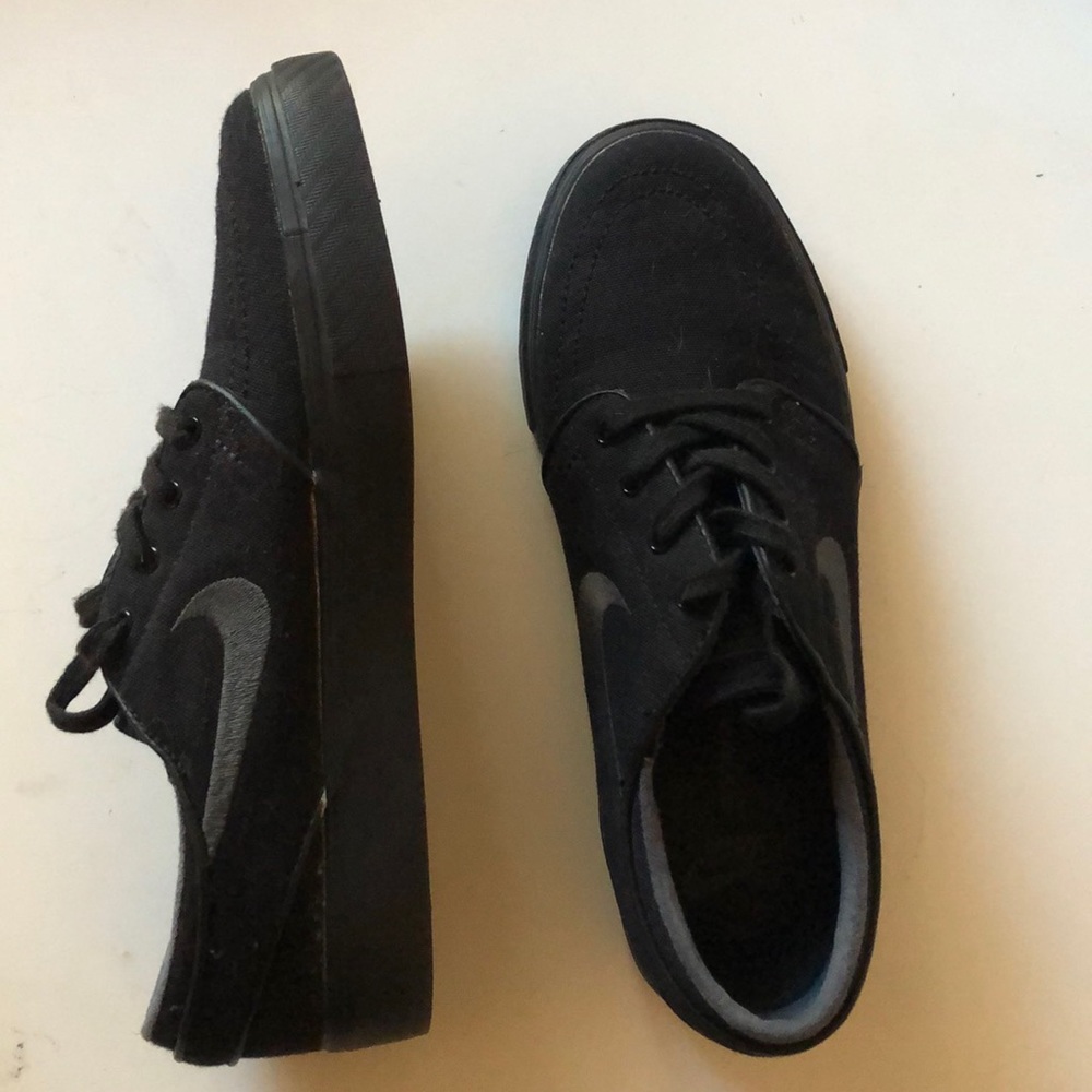 all black stefan janoskis